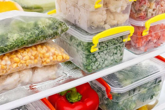 چگونه از خراب شدن یخچال هنگام قطعی برق جلوگیری کنیم؟